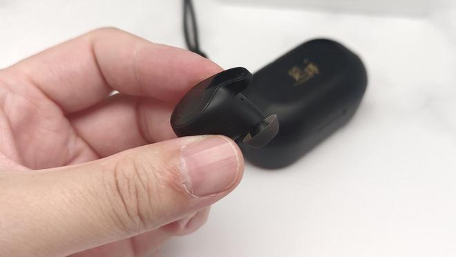 邦LairPods Pro+降噪耳机的安静魔力米乐体育app网站消除嘈杂享受静谧时光 - 览(图3)
